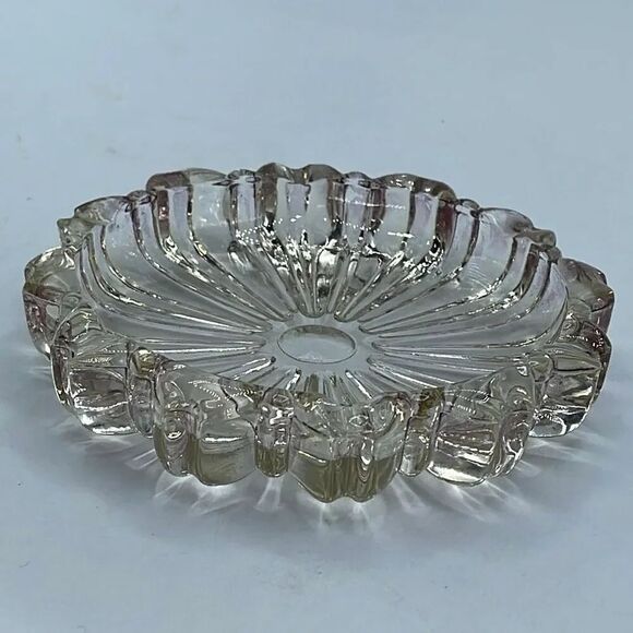 hazel Other - Vintage Hazel Atlas clear 1960’s  nesting ashtray.